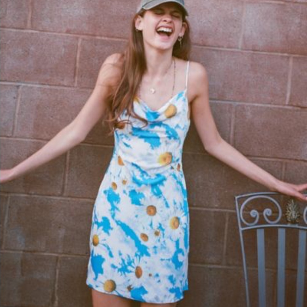 UO Mallory Cowl neck slip dress in Daisy print size S